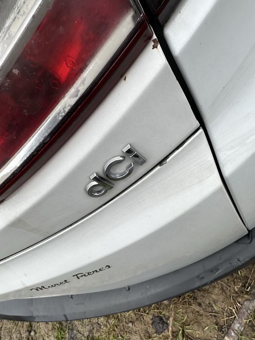 Haion renault megane 3 break cu luneta