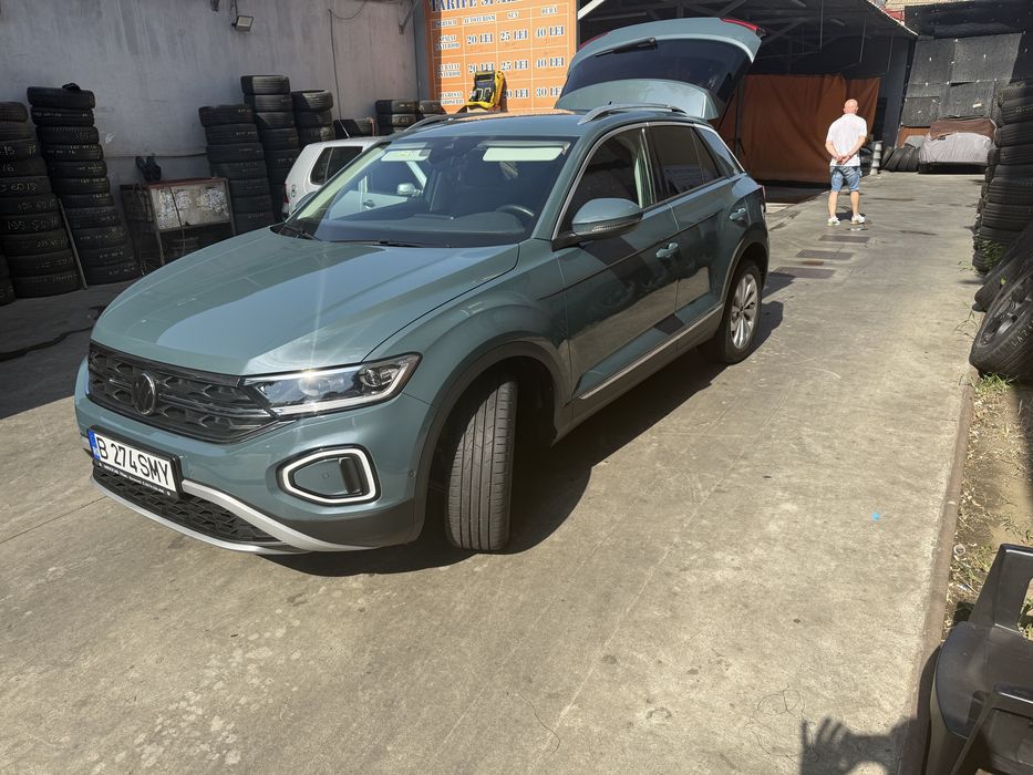 VOLKSWAGEN T-Roc 2023 — imagine 3