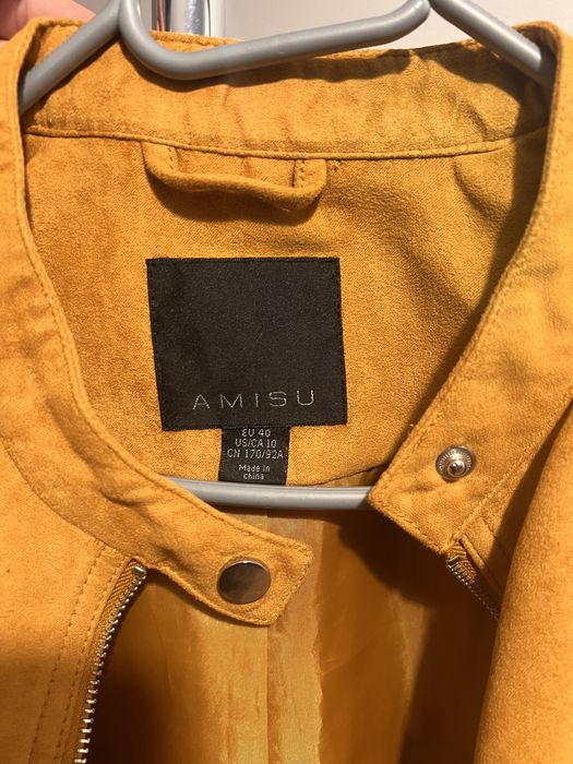 Велурено яке