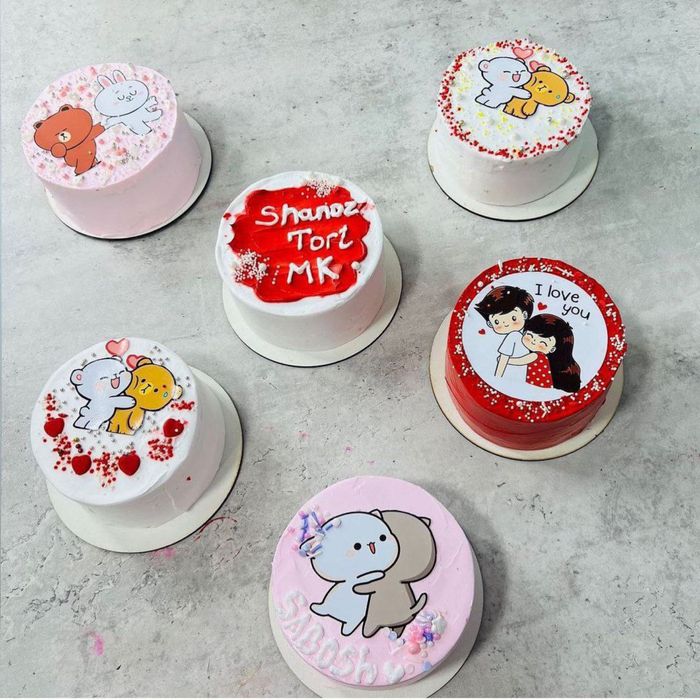 Katta sikli travesti qizni sikadi