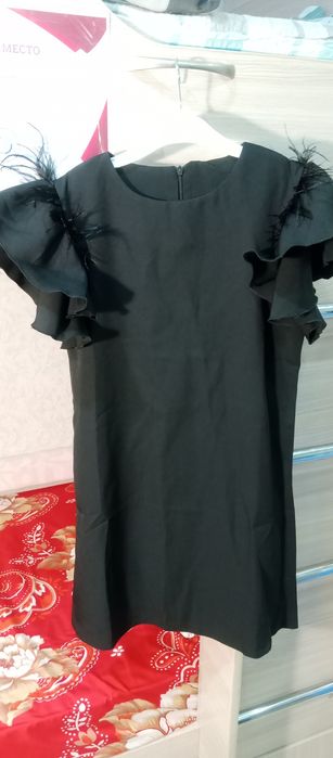 Продам платья для девочки