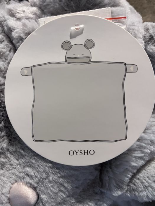 OYSHO Меко одеяло с качулка и джобове с лапи