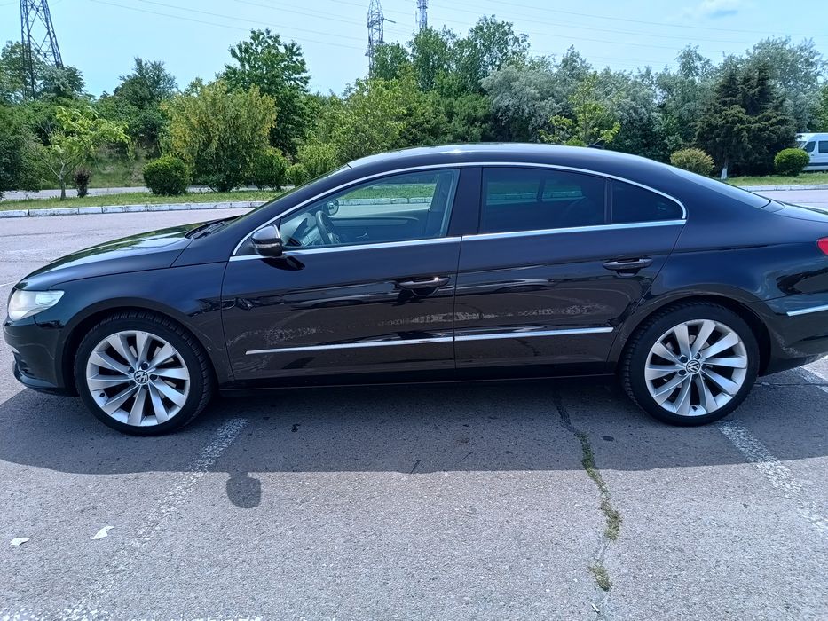 VOLKSWAGEN Passat CC