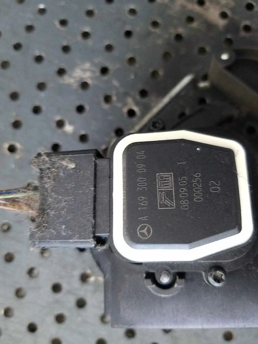 Pedala acceleratie mercedes b class w245 a1693000904