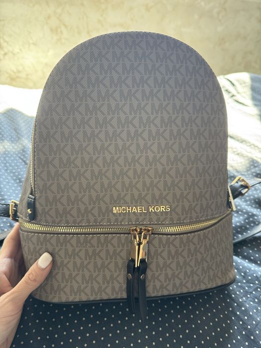 Дамска раница на Michael Kors