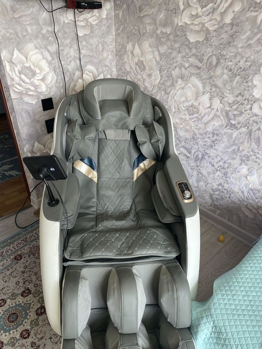 Массажное кресло