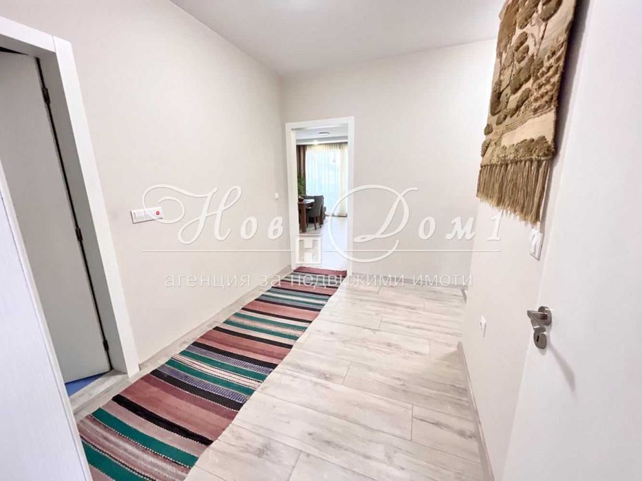 Продава се Тристаен апартамент в Варна, Бриз - 100 кв.м за 2435 €/кв.м - Снимка #11