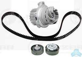 Комплект ремня ГРМ (с помпой) LYNX на NISSAN Almera