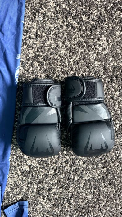 Продам экипировку MMA