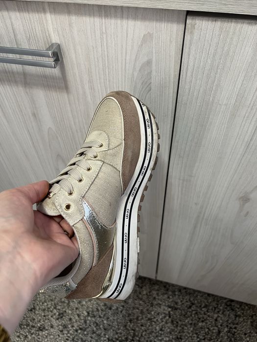 Liu jo сникърси бежово с блясък