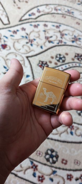 Бензиновая зажигалка - Camel .