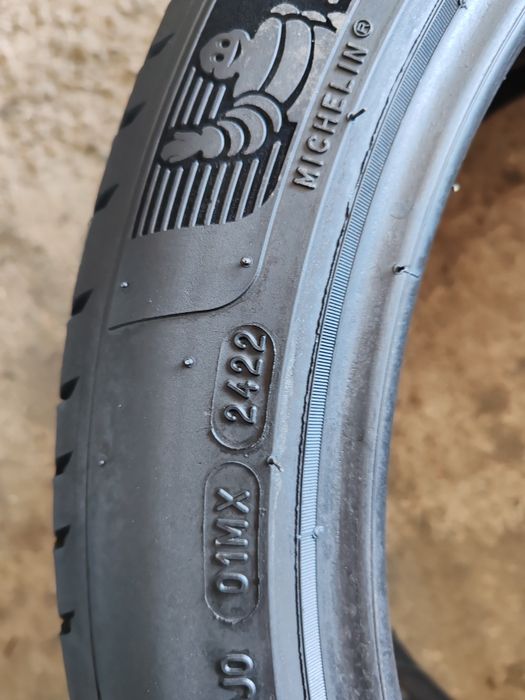 2 anvelope 255 40 18