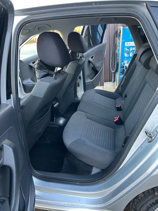 VOLKSWAGEN Polo 2012 — imagine 4