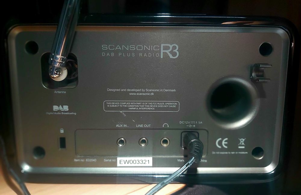 Radio Digital DAB+/FM Scansonic R3 - Sunet Premium & Design Danez