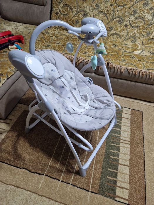 Шезлонг-качеля срочно продам!