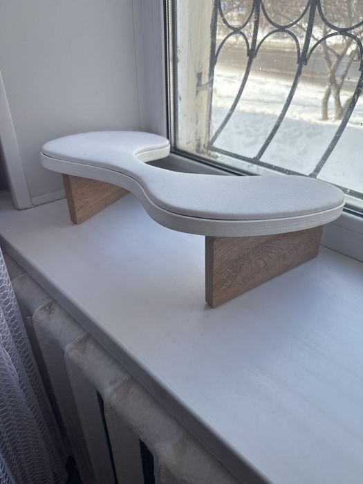 Поодам все для маникюра