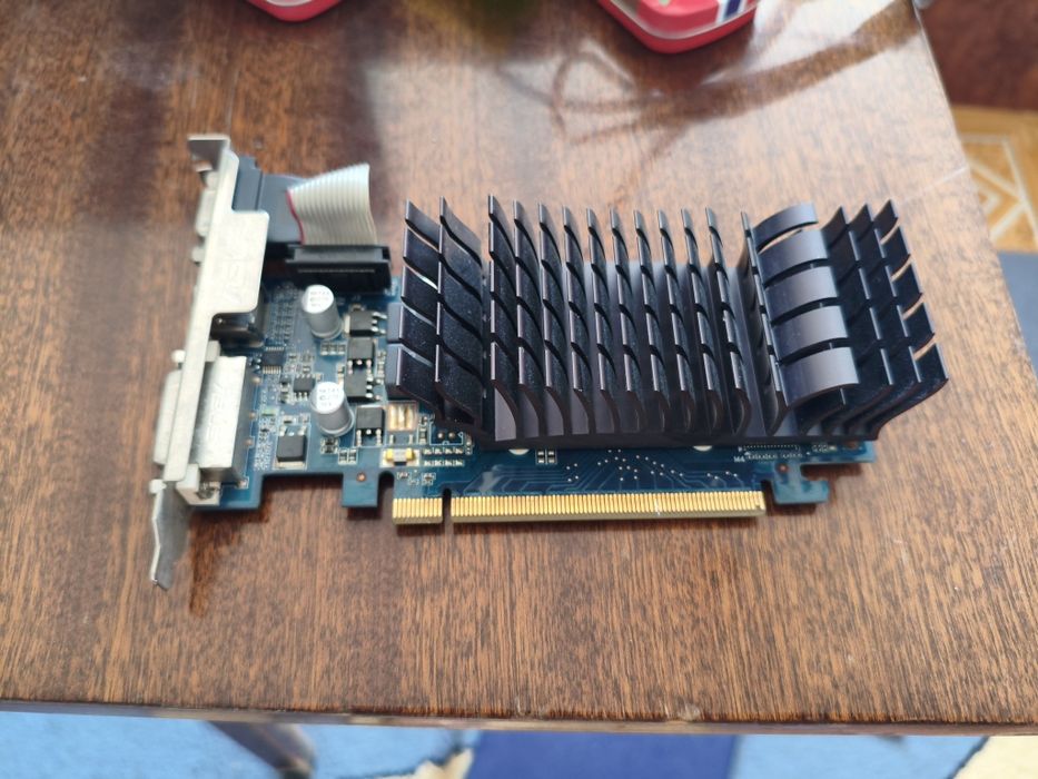 Видеокарта GT 210 | 1gb