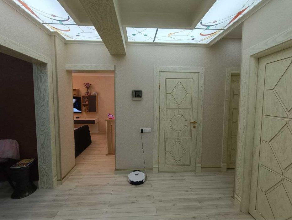 Срочно!!! Сергели 8, Жиз Биз, Бахт Уи