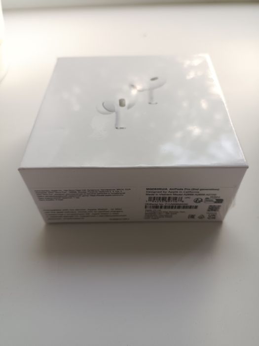 Продам наушник airpods