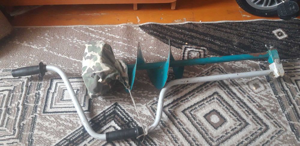 Бур для зимней рыбалки