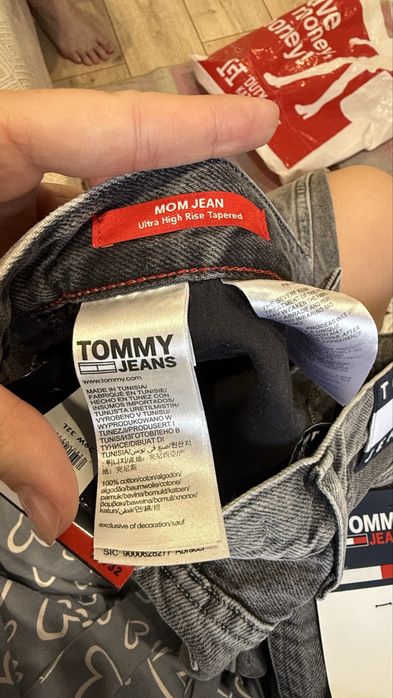 Продам джинсы Tommy Hilfiger оригинал