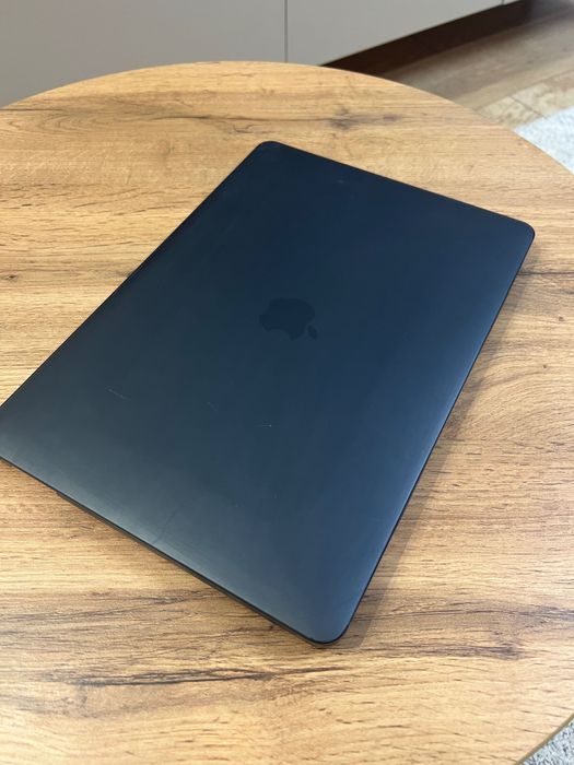 MacBook Pro 13.3