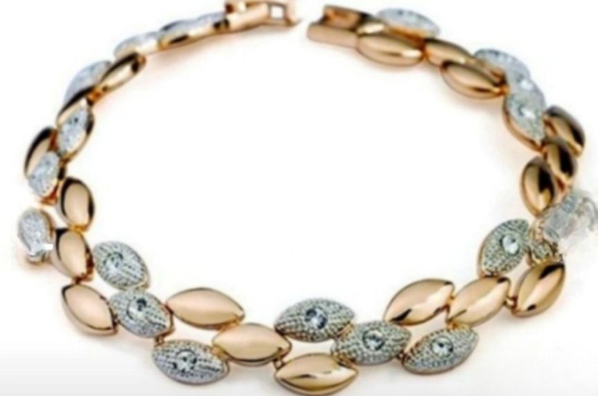 Разкошна гривна 9к попълнено злато с цирконии 25 лв.