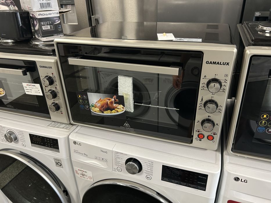 Готварска фурна ,  голяма фурна с вентилатор и осветление 60 литра