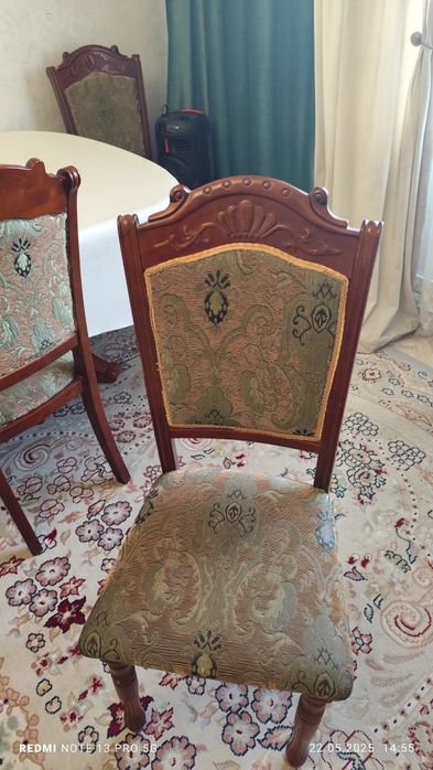 Продается Стулья