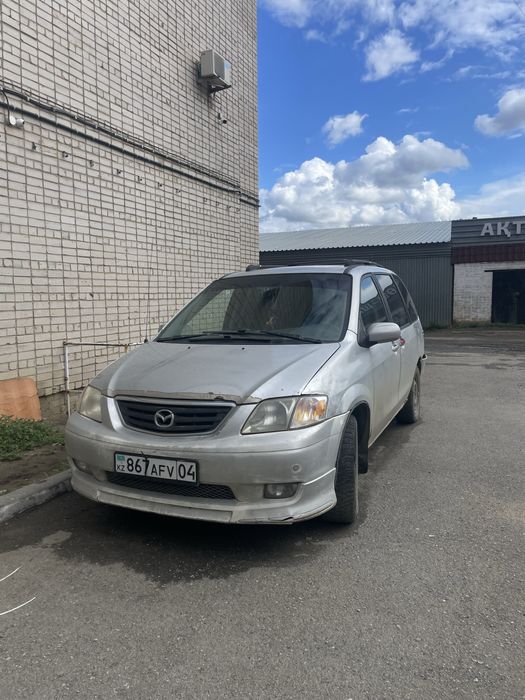 Продам машину Mazda MPV