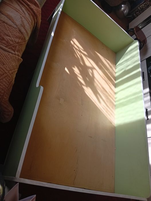 Продам детскую кровать