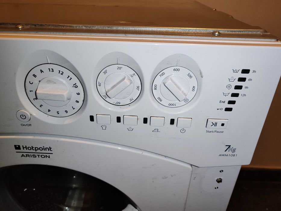 Пералня Ariston Hotpoint AWM1081