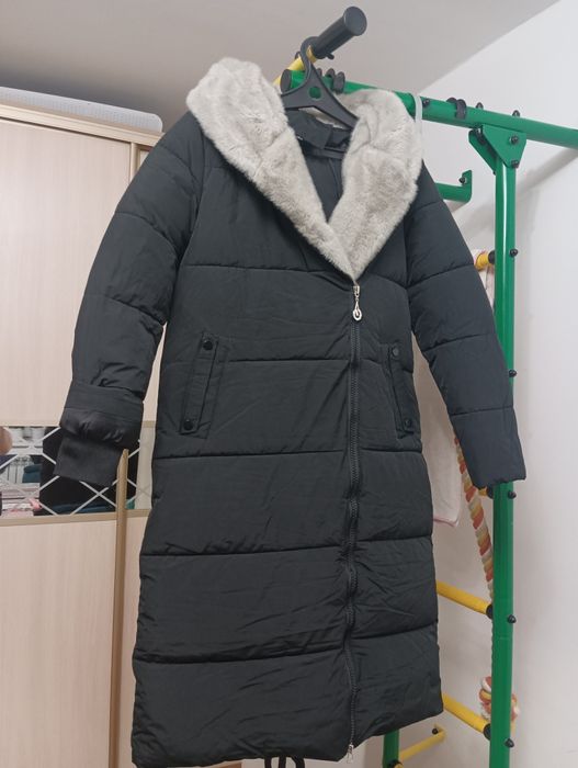 Пуховик женский зимний