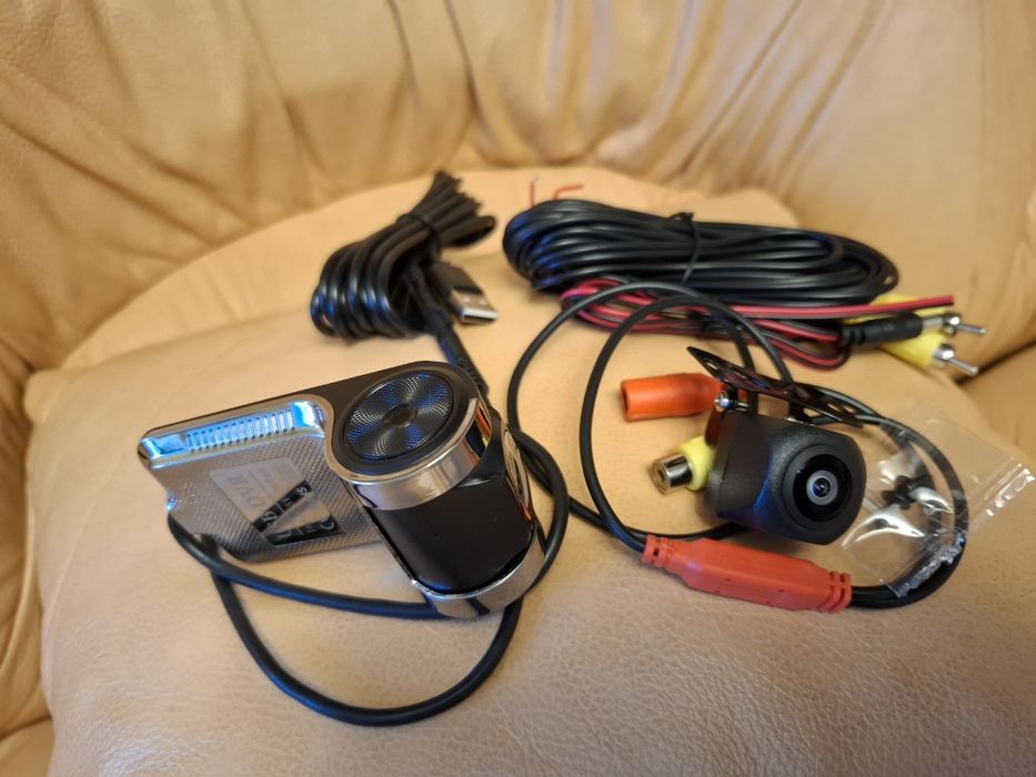 Camera fata si spate auto