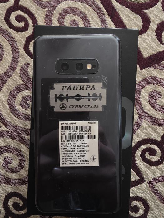 Samsung s10e 128гб
