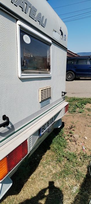 Rulota înmatriculată doua corturi mover baterie super utilata asig. valabila gata de plecare fiscal pe loc încălzire pe gaz frigider pe gaz, 220v 12v
