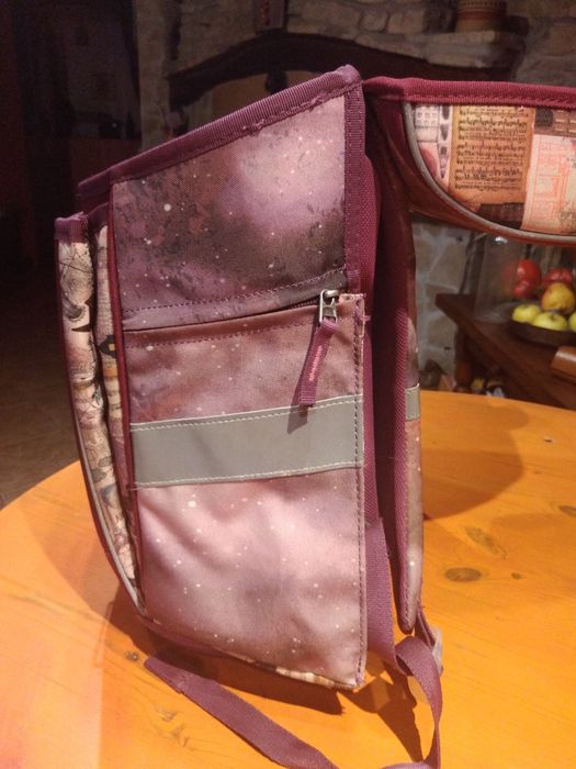 Детска ученическа раница, за момиче.