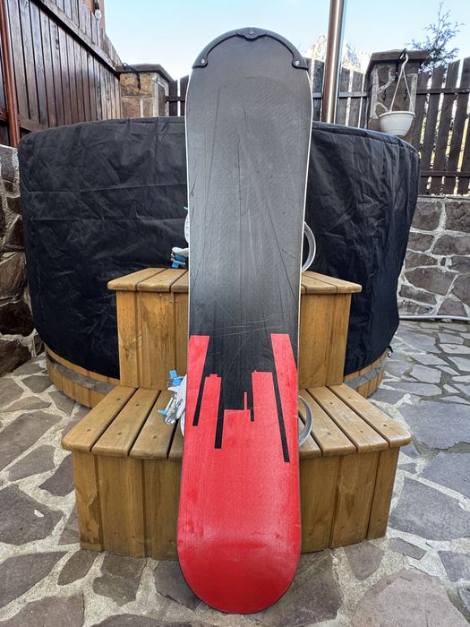 Placa snowboard cu legaturi, booti, casca