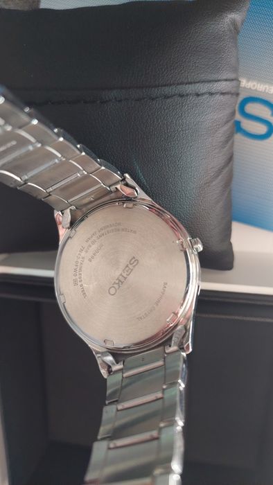 Ръчен часовник Seiko Saphire