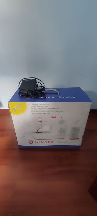 Mașină de cusut Singer 8280