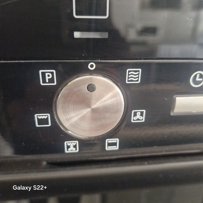 Компактна фурна комбнирана с микровълнова 2в1 за вграждане SIEMENS