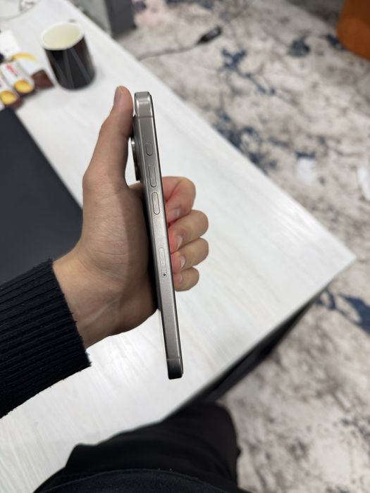 IPHONE 15 promax 256gb srochna