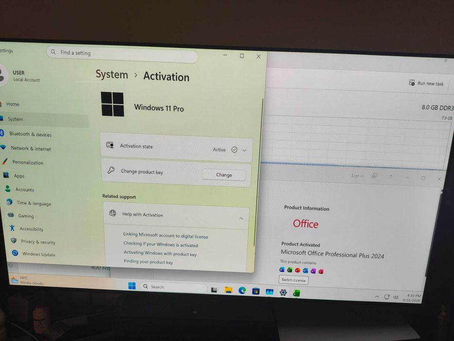 Sistem delux Pc complet cu monitor,tastatura si cabluri si licente neg!