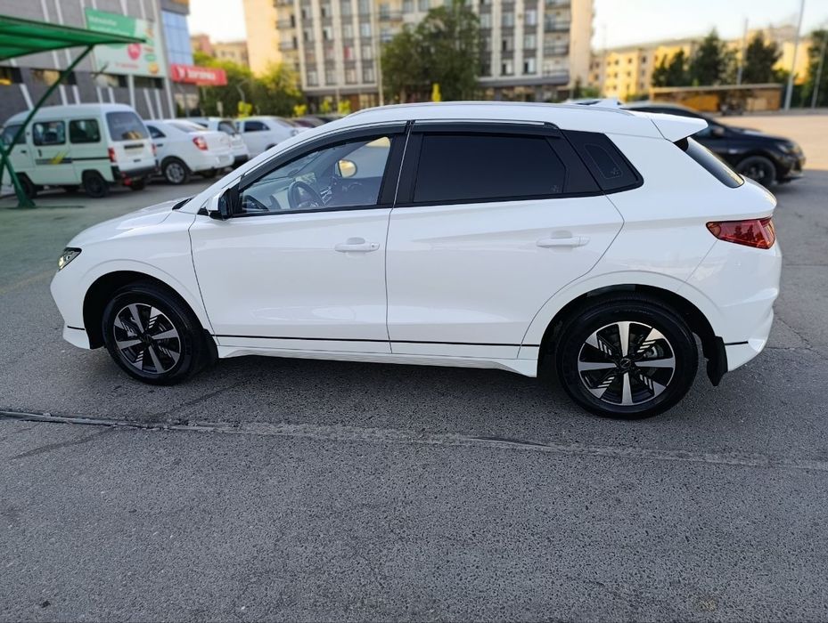 Byd E2 xolati a'lo