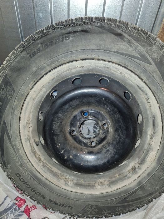 Продам зимнюю резину