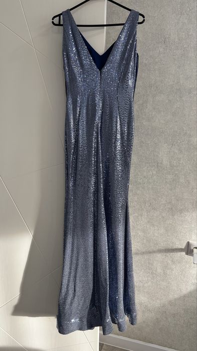 Шикарное вечернее платье