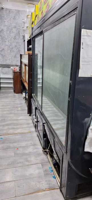 Холодилник Морозилник Витрина