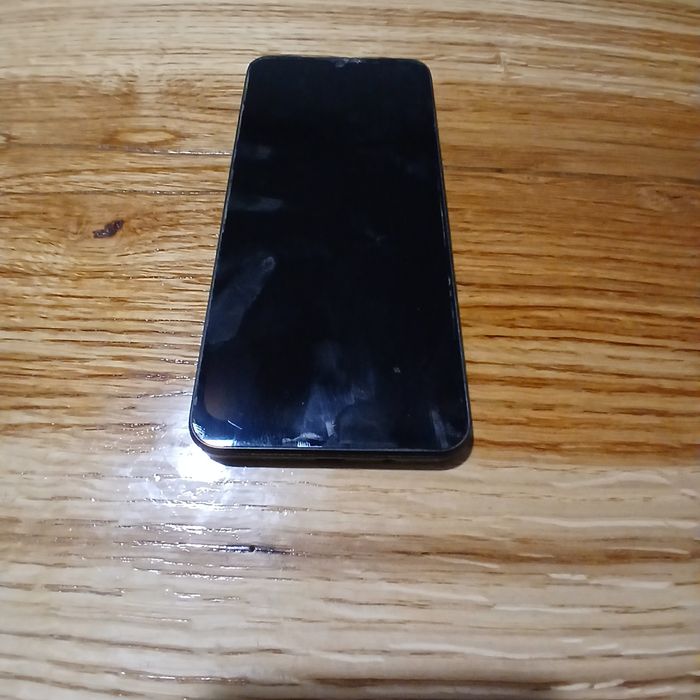 Vând telefon Huawei