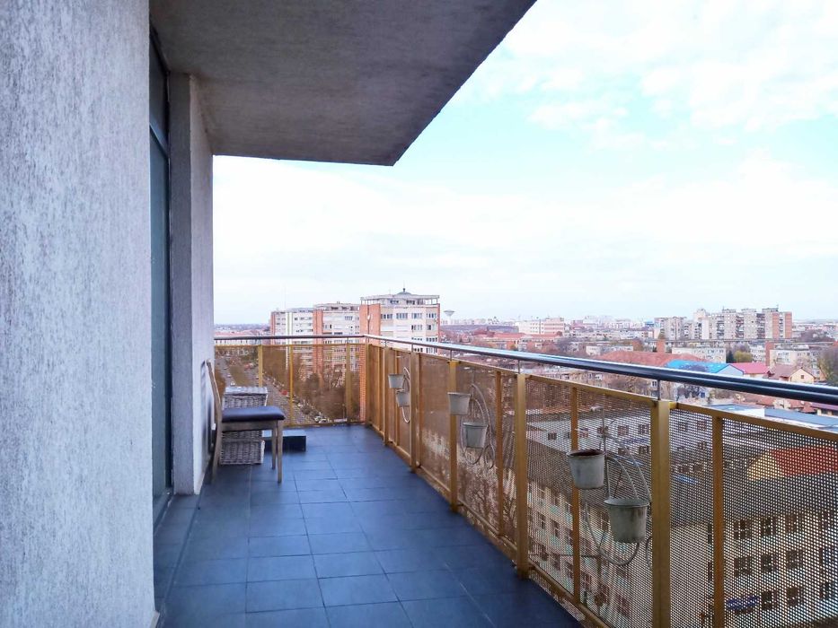 Chirie Apartament foarte frumos cu loc de parcare, bloc Urbana Arad