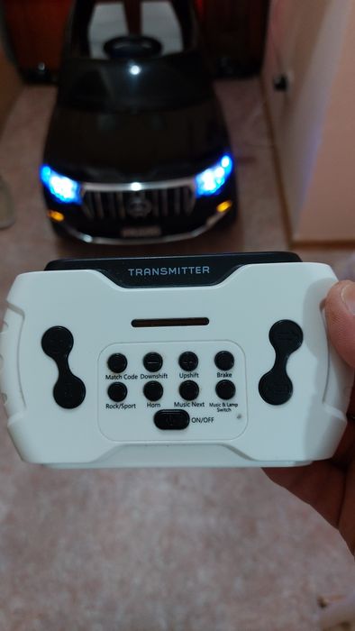 Продам электромобиль в отличном состоянии.